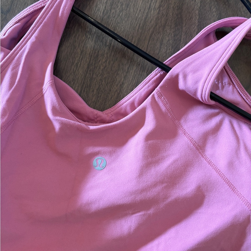 Lulu crop tank size 10 pink - Picture 6 of 7